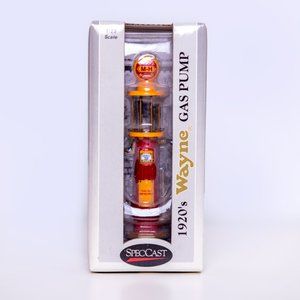SpecCast Die-cast Replica of1920's Wayne Gas Pump